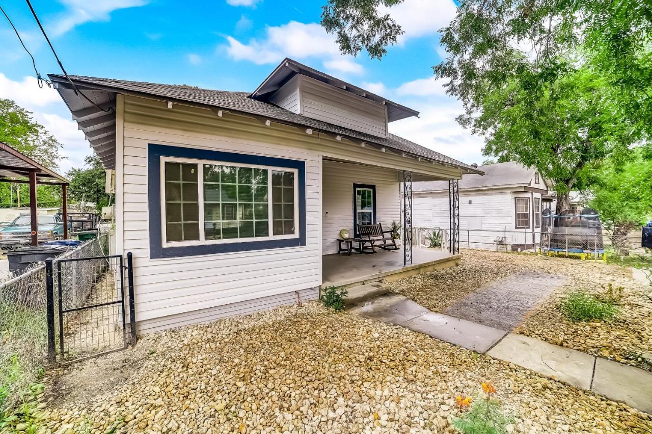 Midtown Modern Farmhouse San Antonio Exterior photo